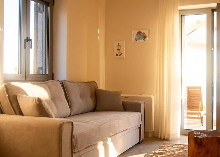 Olive & Stone Residences Apartament